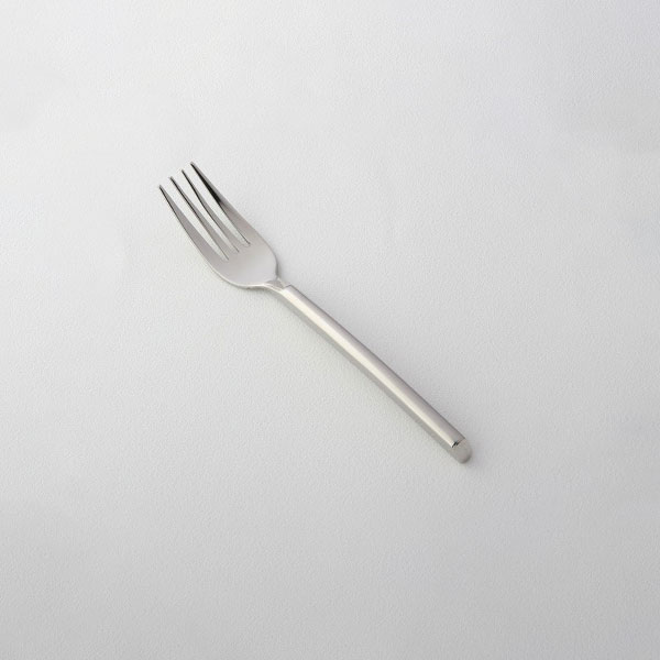 528-11 ส้อมชา