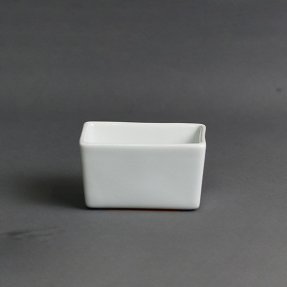 P0944 โถใส่น้ำตาล 6x9x6 ซม.